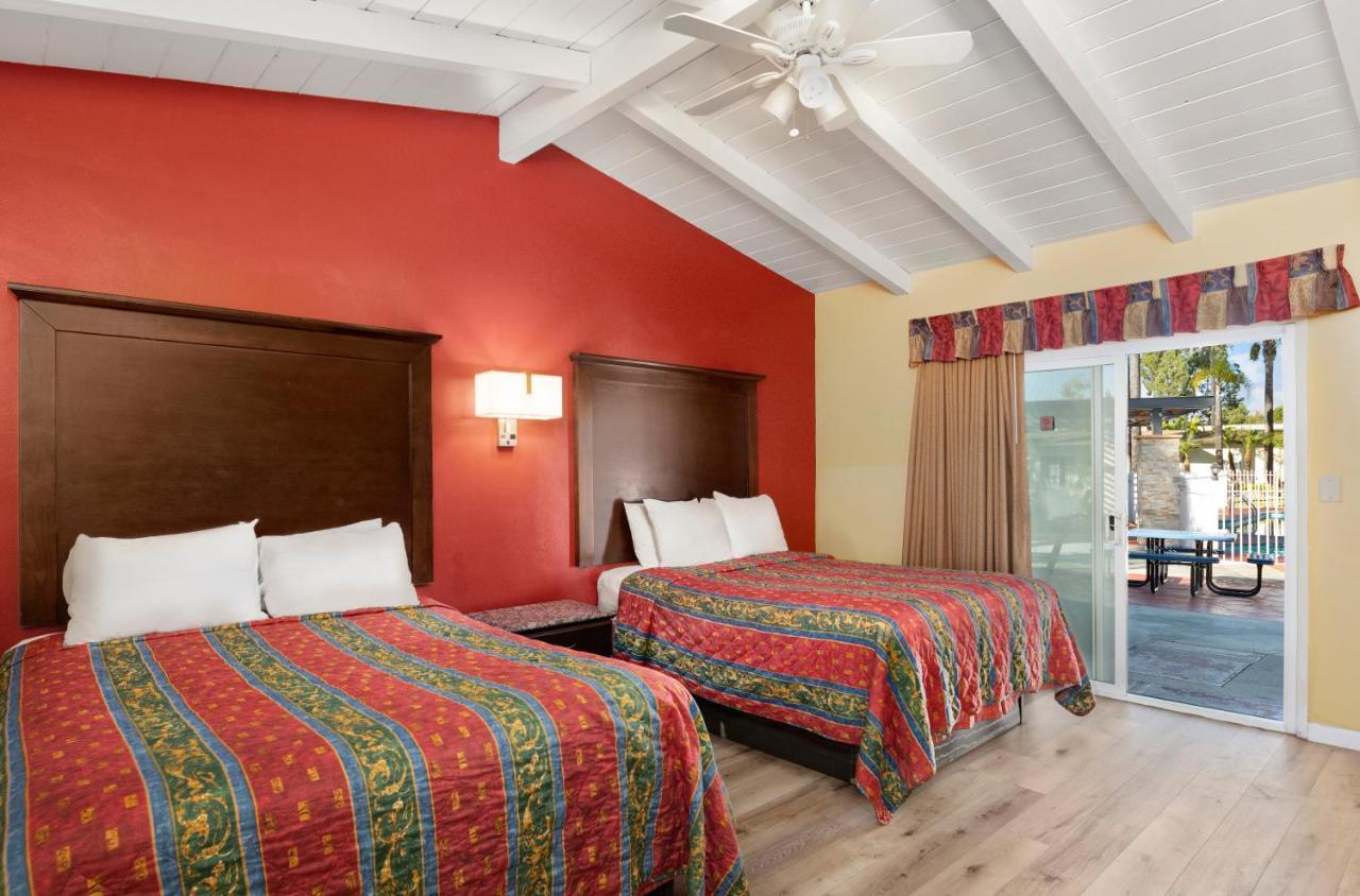 Fallbrook Country Inn Exteriér fotografie